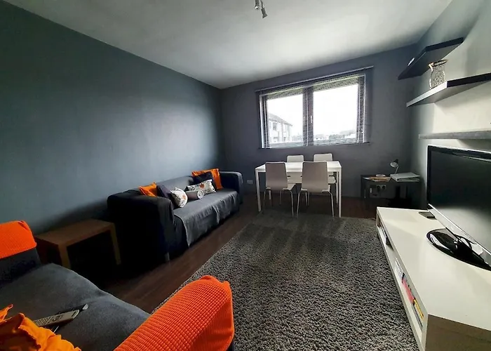 2 Bedroom, Free Parking & Netflix Near Hospitals