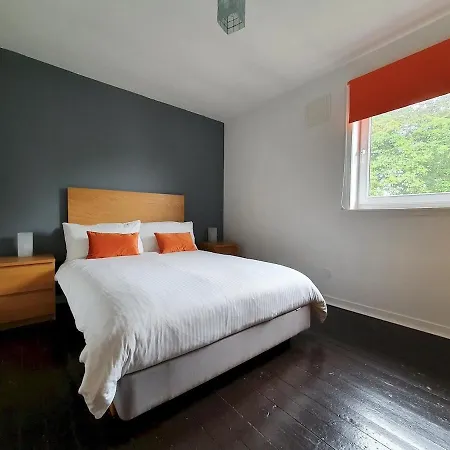 2 Bedroom, Free Parking & Netflix Near Hospitals Aberdeen Exterior photo